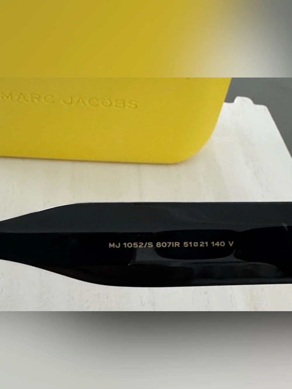Marc Jacobs MJ 1052/S Sunglasses
